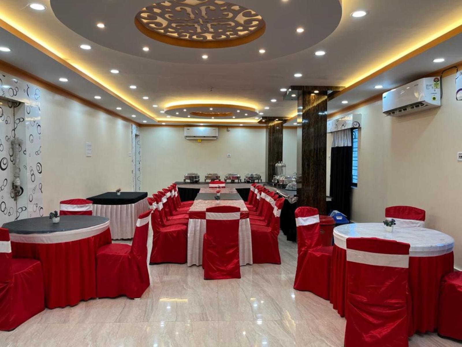 Anurag Palace Best Hotel In Agartala Extérieur photo